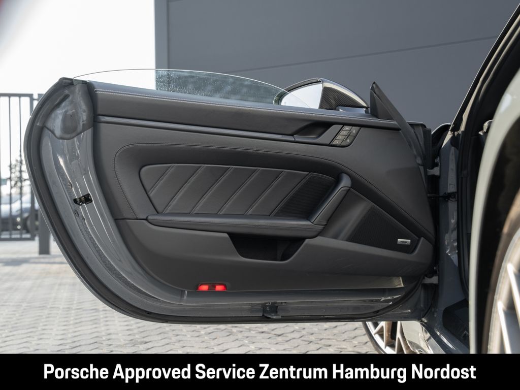 Porsche 992 2024