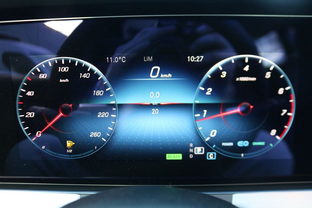 Mercedes-Benz E 200 2025