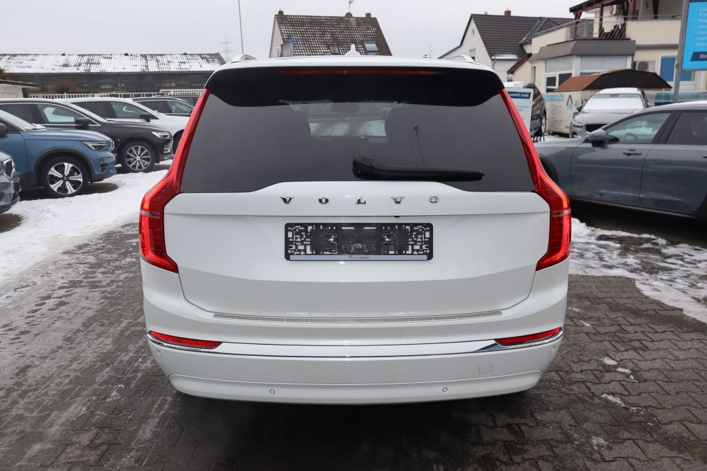 Volvo XC90 2024