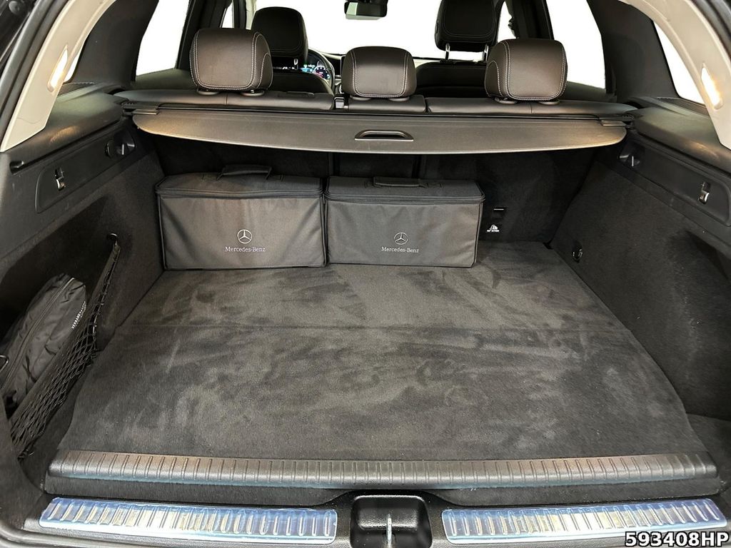 Mercedes-Benz GLC 300 2021