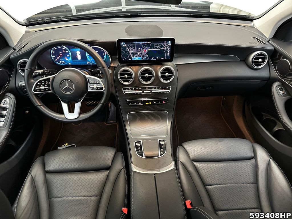 Mercedes-Benz GLC 300 2021