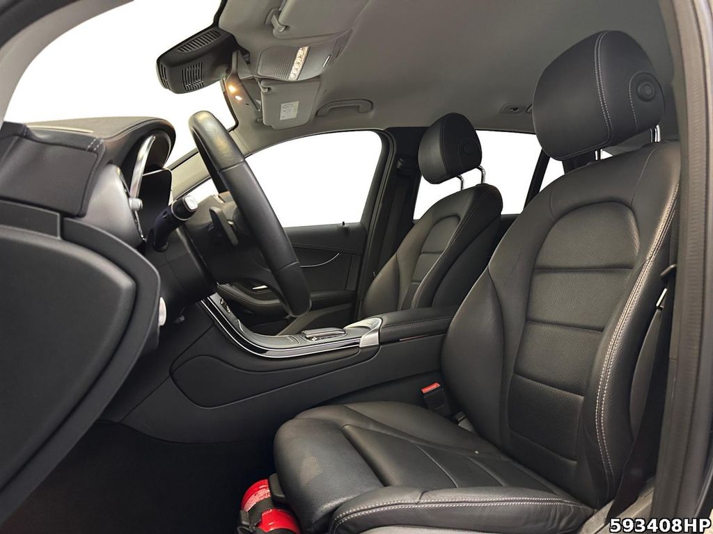 Mercedes-Benz GLC 300 2021