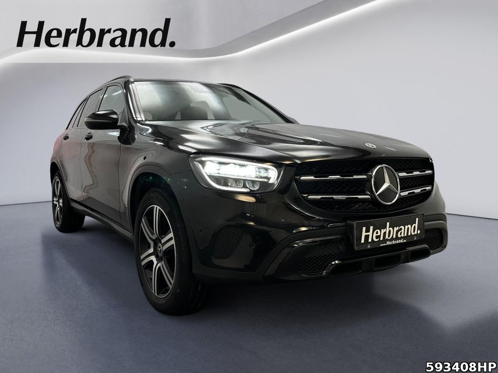 Mercedes-Benz GLC 300 2021