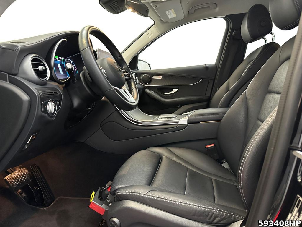 Mercedes-Benz GLC 300 2021