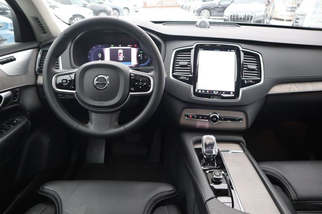 Volvo XC90 2024