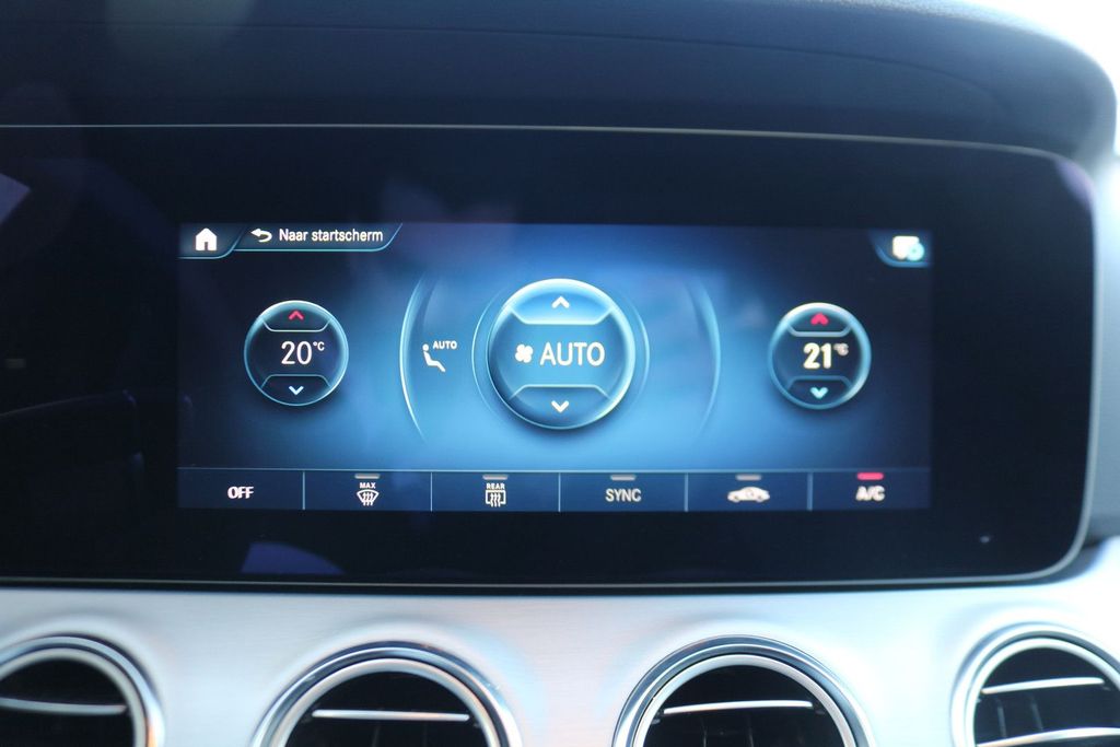 Mercedes-Benz E 200 2025