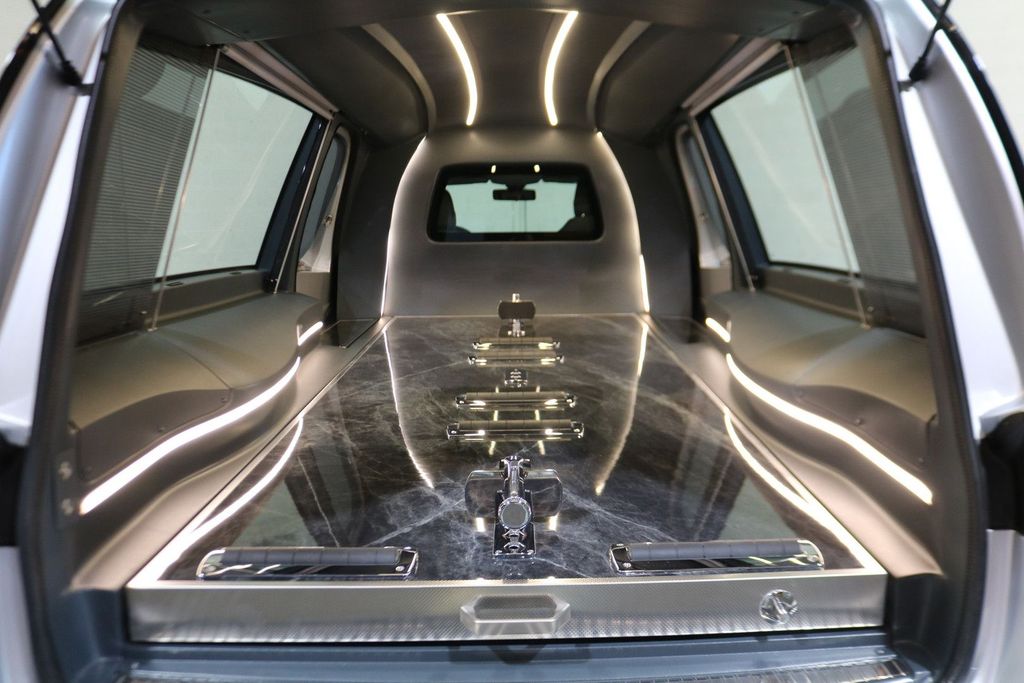 Mercedes-Benz E 200 2025