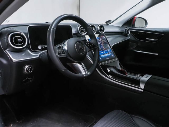 Mercedes-Benz C 220 2024