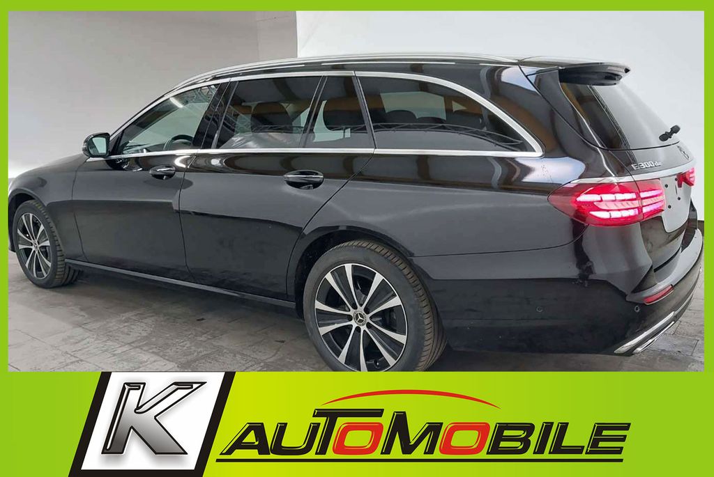 Mercedes-Benz E 300 2021