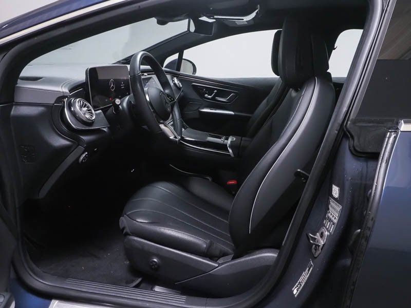 Mercedes-Benz EQE 2024