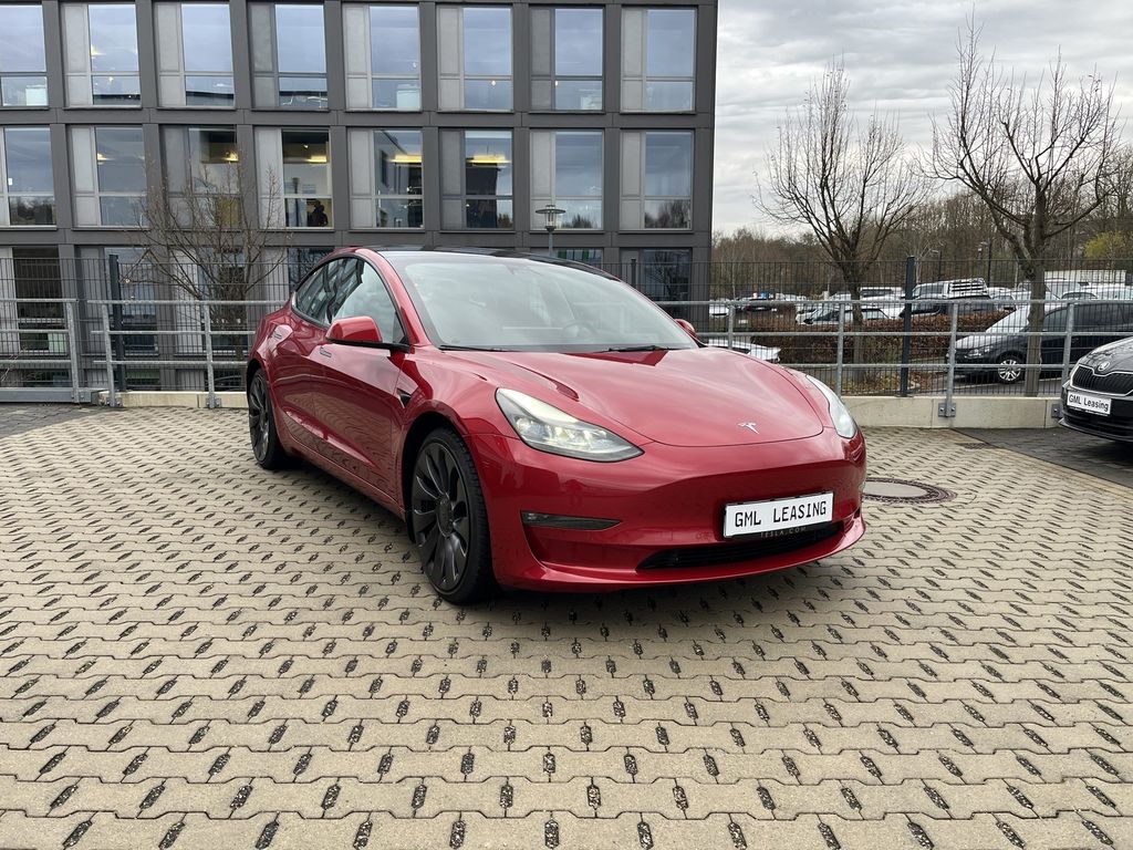 Tesla Model 3 2022