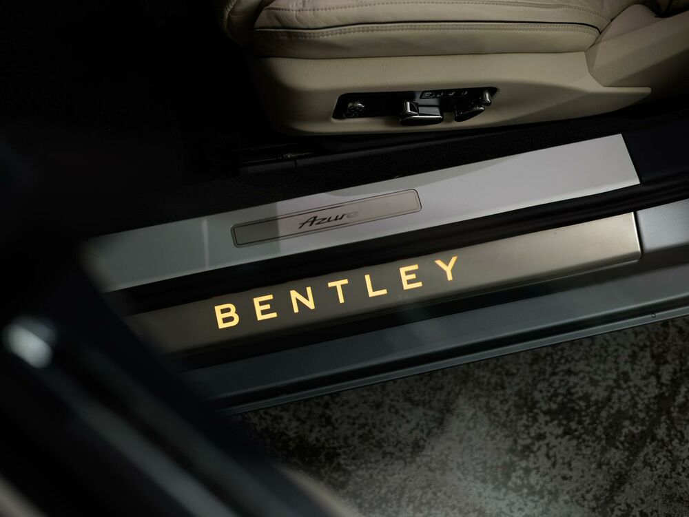 Bentley Continental 2024