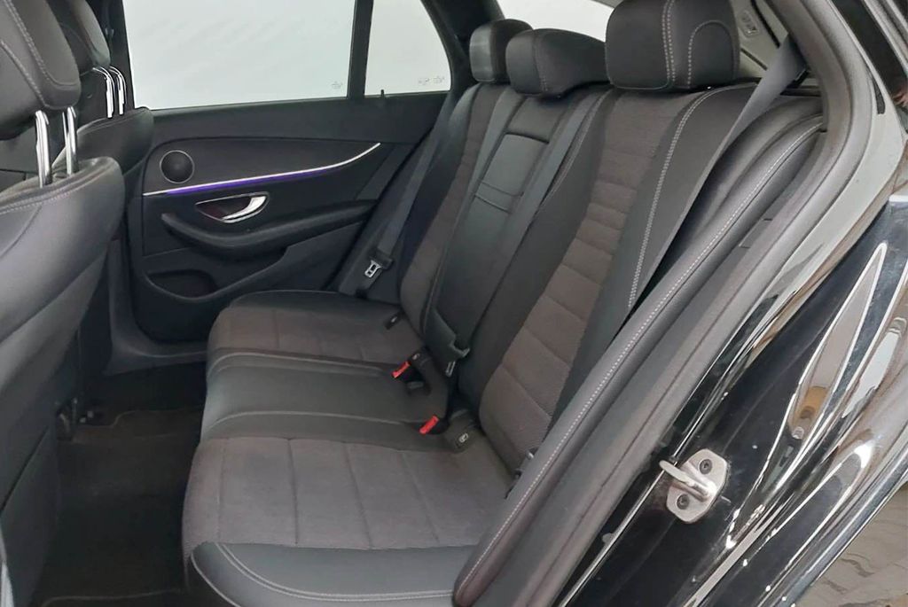 Mercedes-Benz E 300 2021