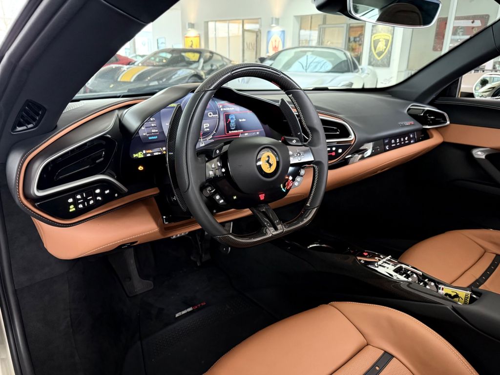 Ferrari 296 GTS 2024