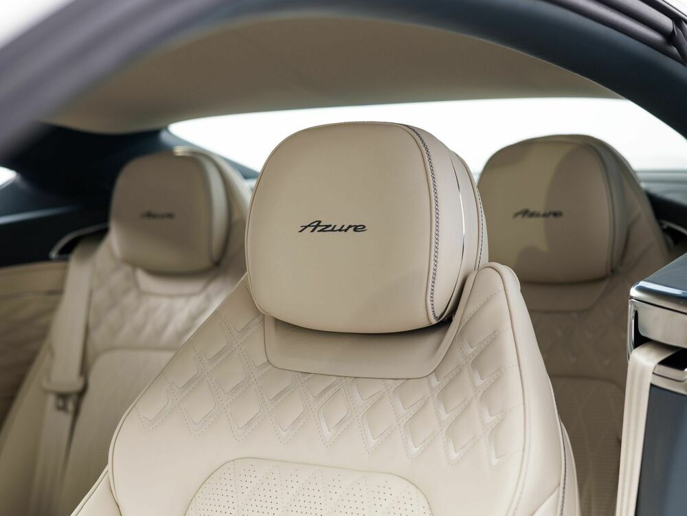 Bentley Continental 2025