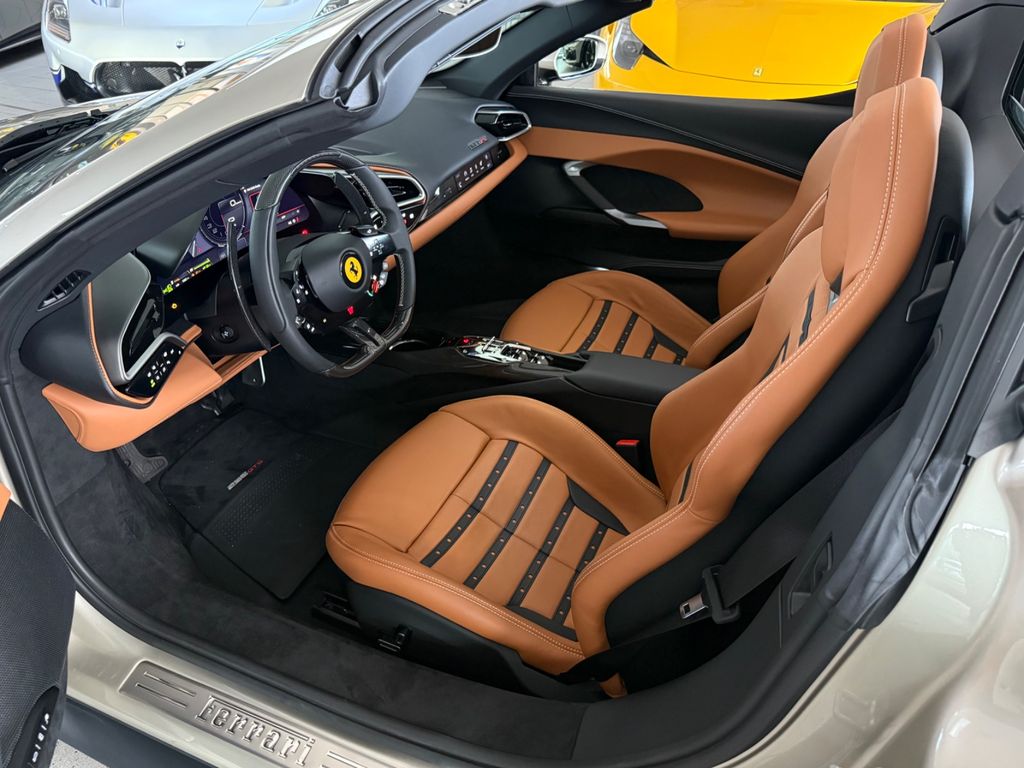 Ferrari 296 GTS 2024