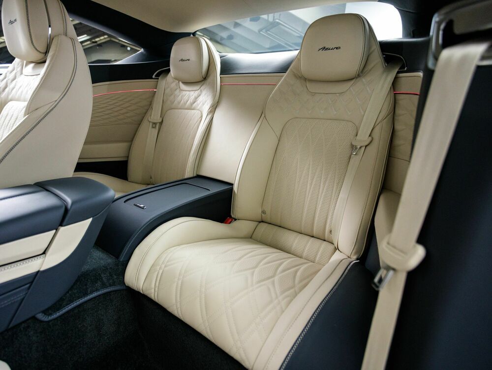 Bentley Continental 2025