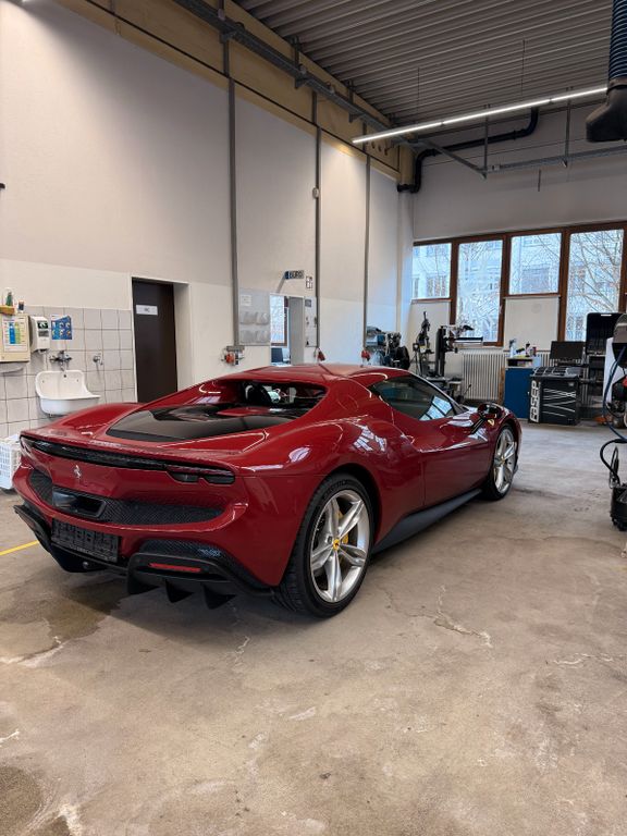 Ferrari 296 GTB 2024