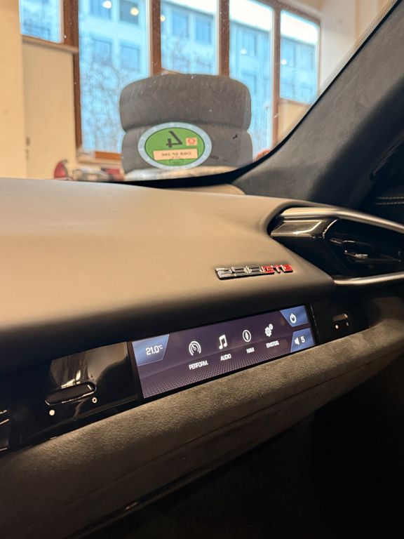 Ferrari 296 GTB 2024