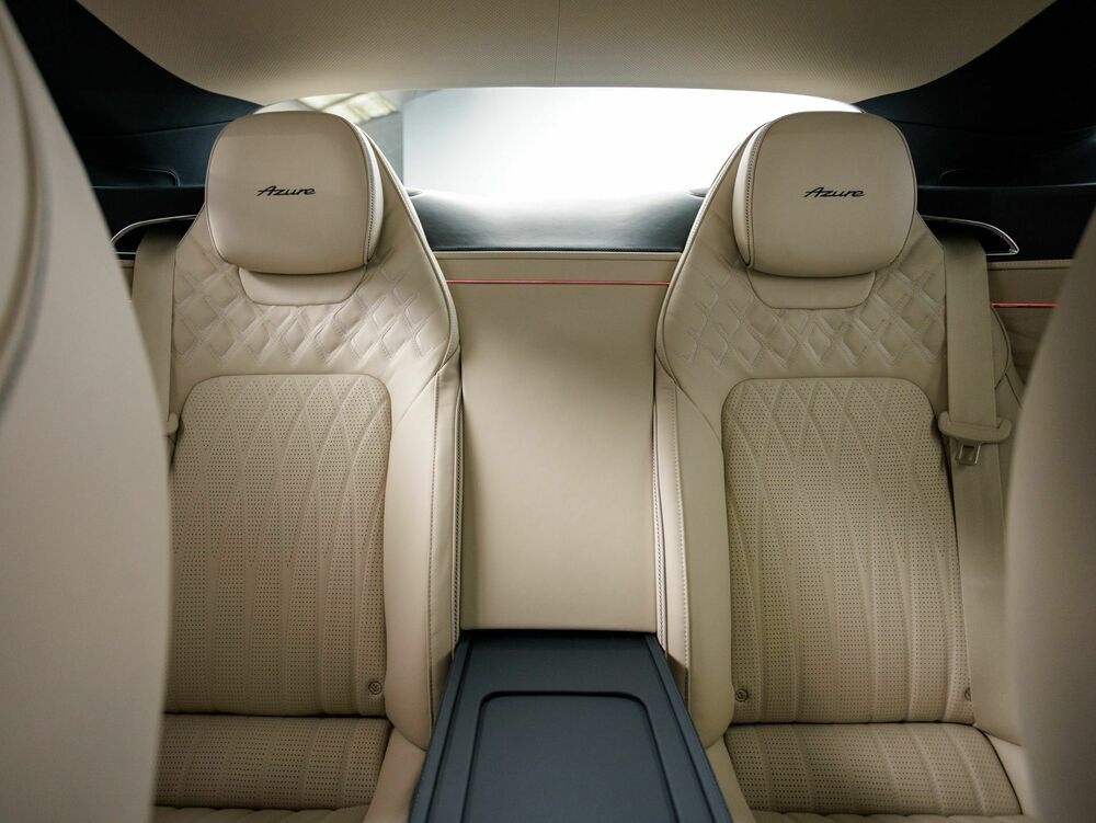 Bentley Continental 2025