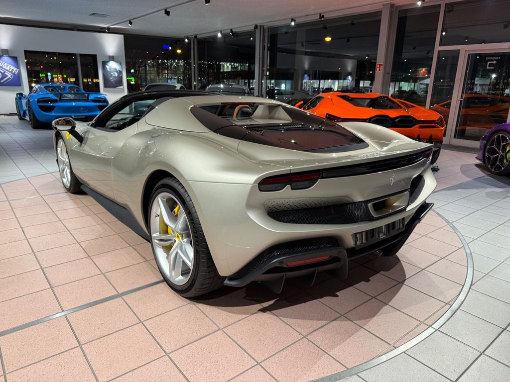 Ferrari 296 GTS 2024