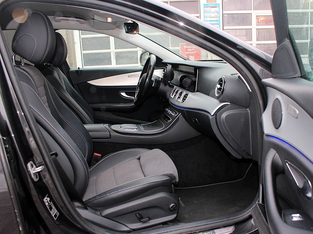 Mercedes-Benz E 300 2021