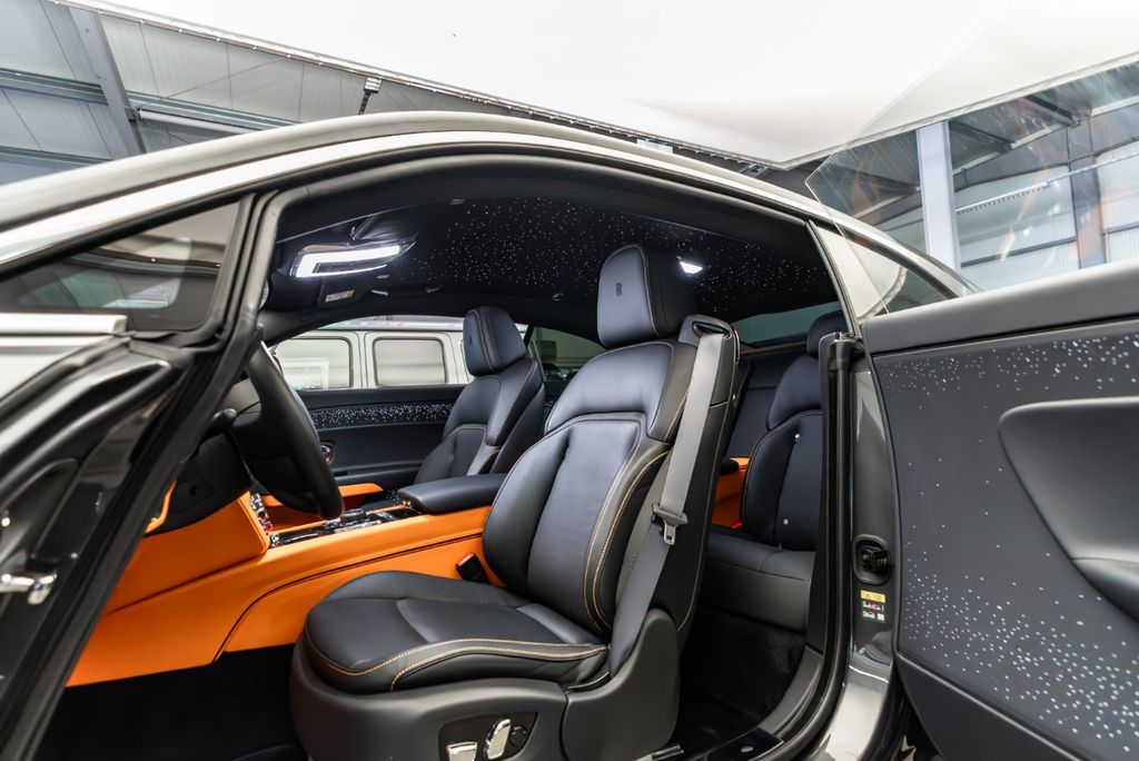 Rolls-Royce Spectre 2024