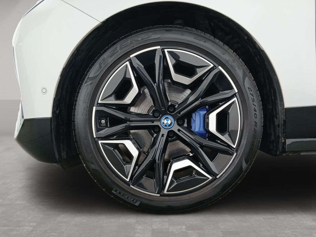 BMW iX 2022