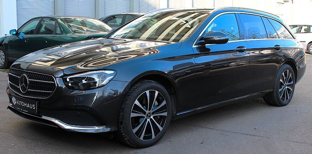 Mercedes-Benz E 300 2021