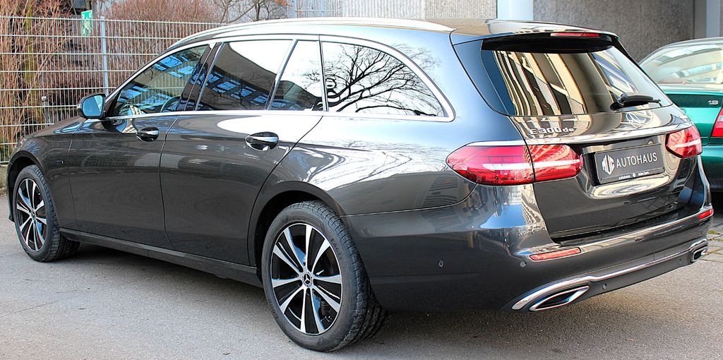 Mercedes-Benz E 300 2021