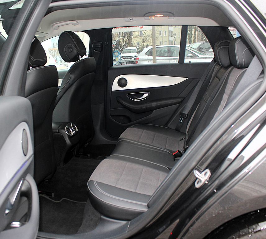 Mercedes-Benz E 300 2021