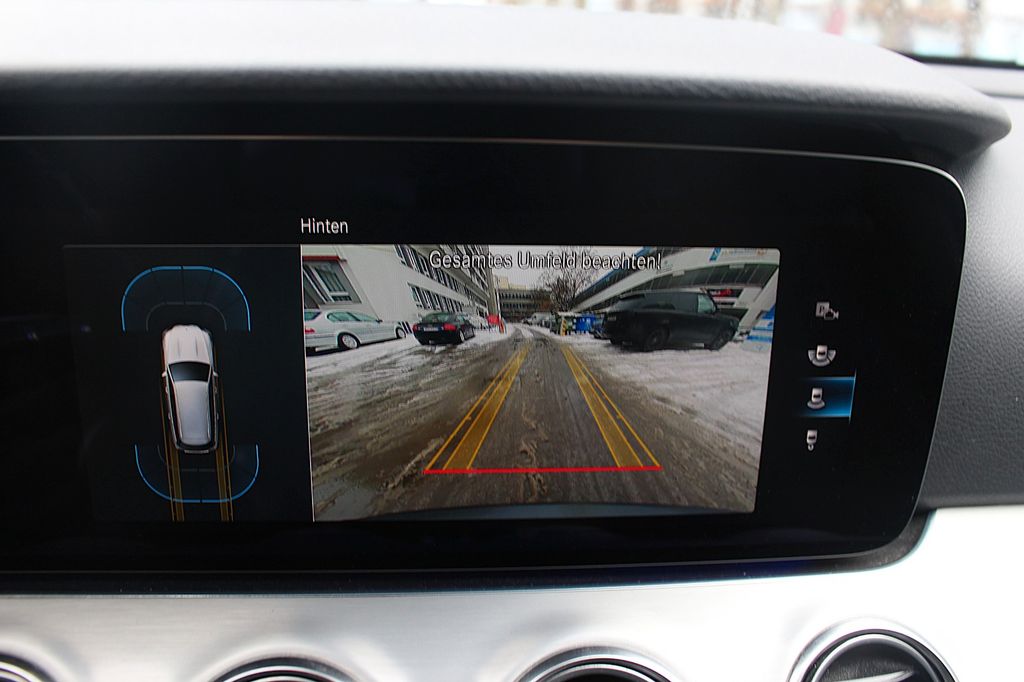 Mercedes-Benz E 300 2021