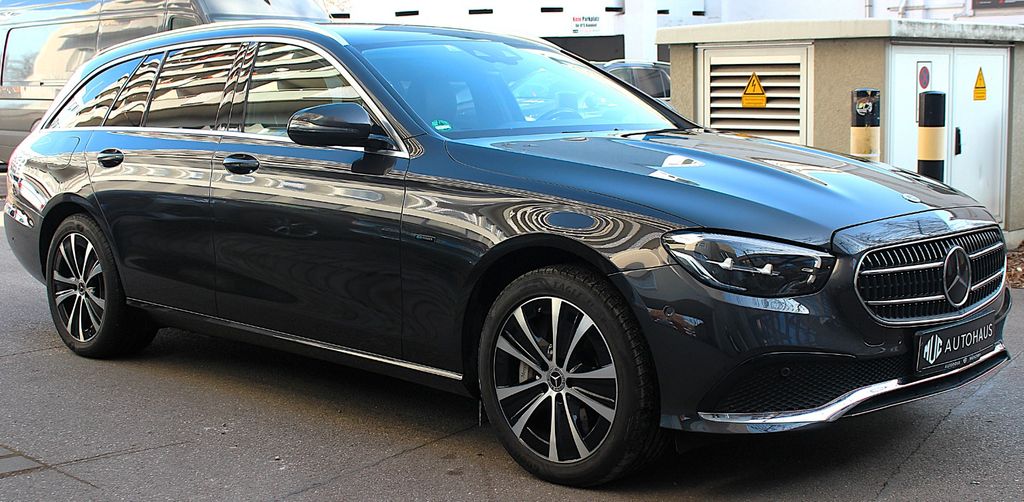 Mercedes-Benz E 300 2021