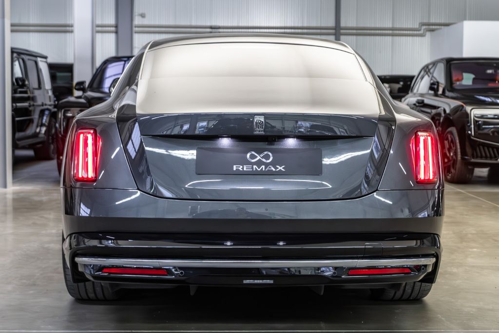 Rolls-Royce Spectre 2024