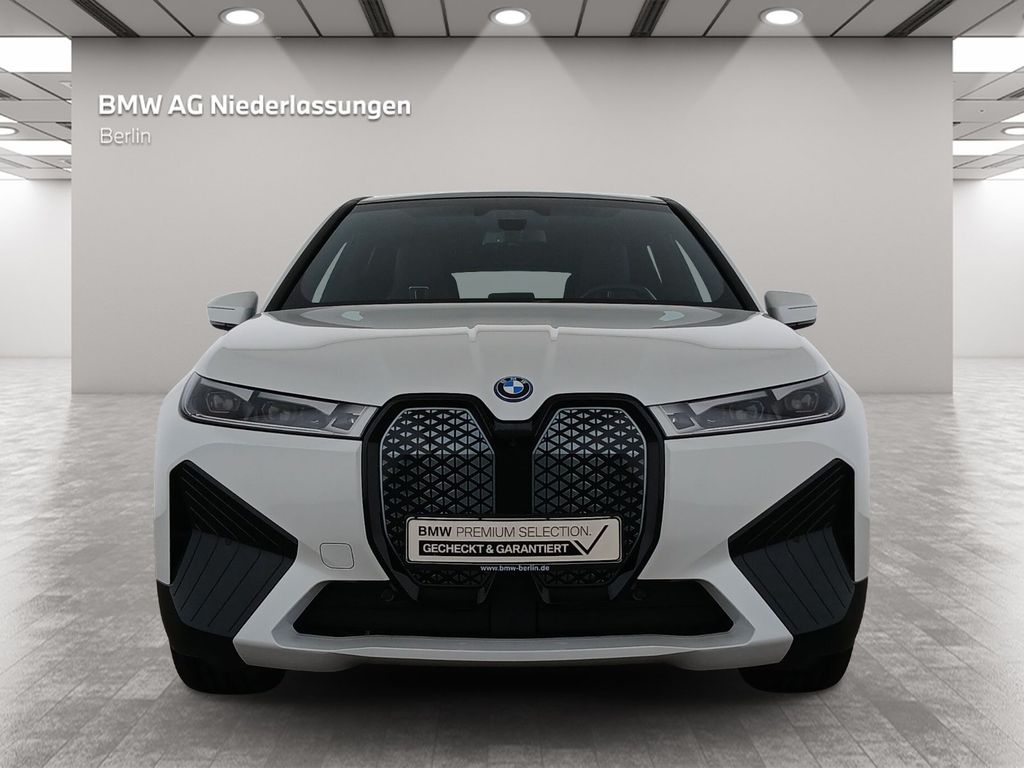 BMW iX 2022
