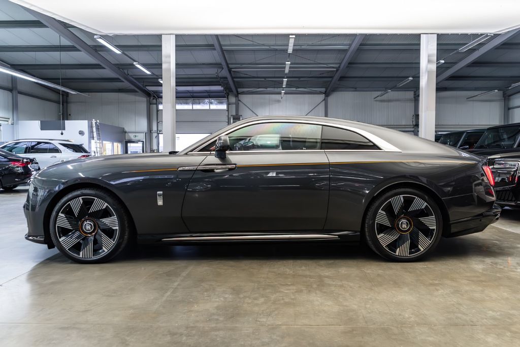 Rolls-Royce Spectre 2024
