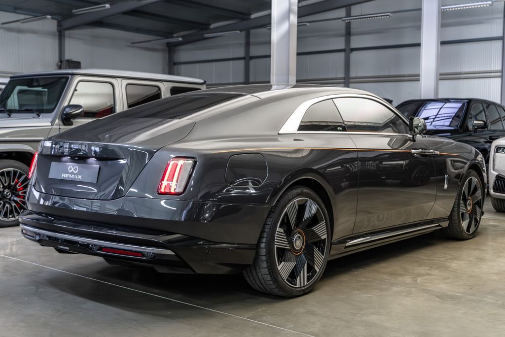 Rolls-Royce Spectre 2024