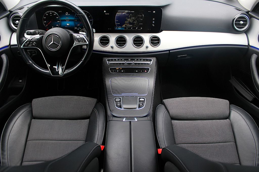 Mercedes-Benz E 300 2021