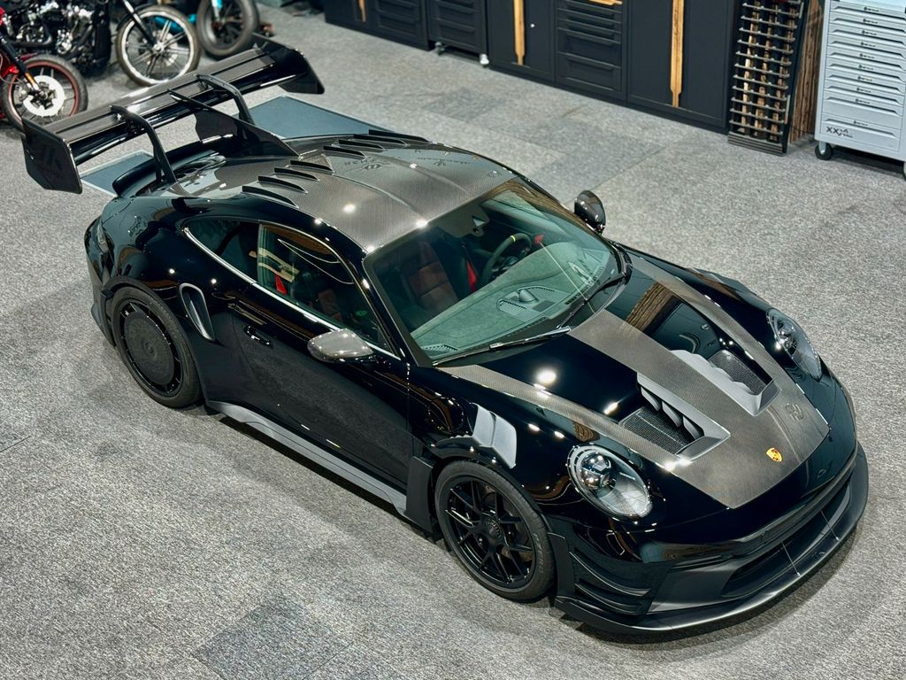 Porsche 992 2025
