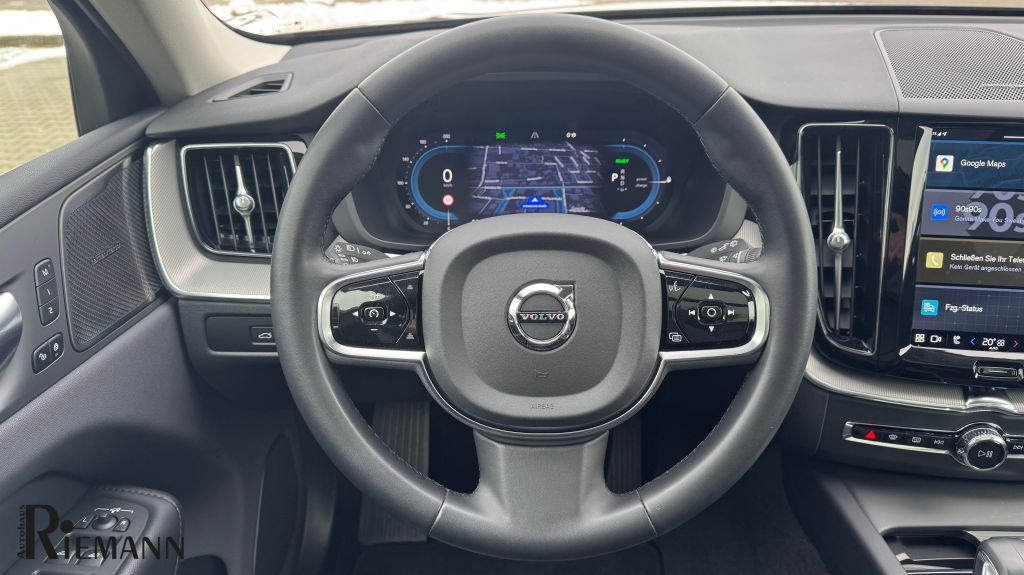Volvo XC60 2022