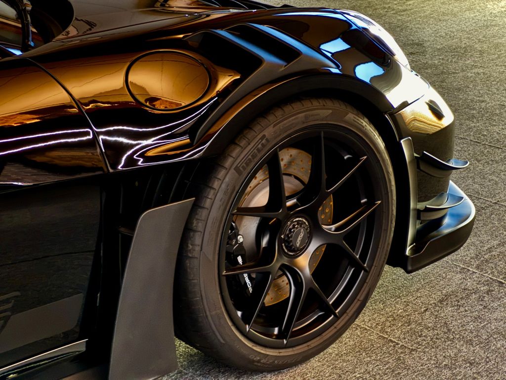 Porsche 992 2025