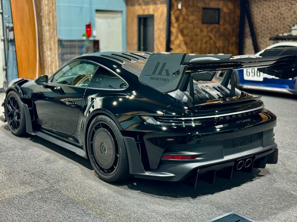 Porsche 992 2025