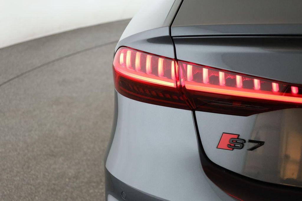 Audi S7 2025