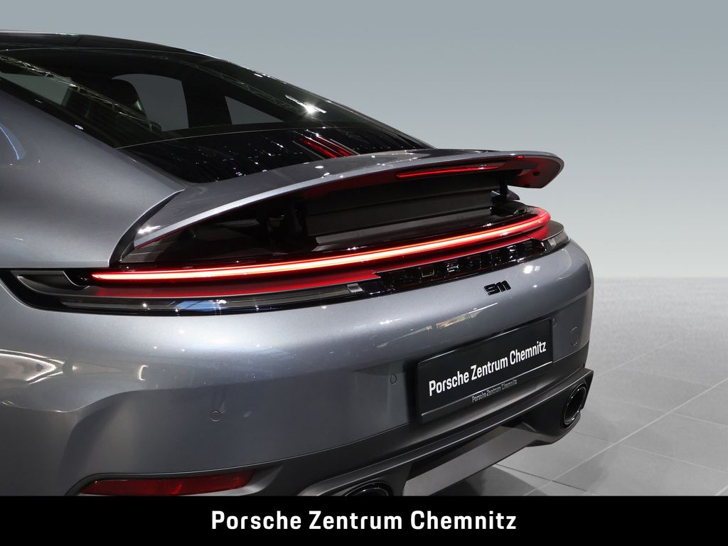 Porsche 992 2025