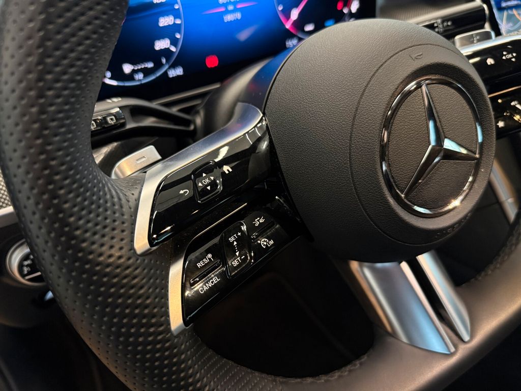 Mercedes-Benz C 300 2025