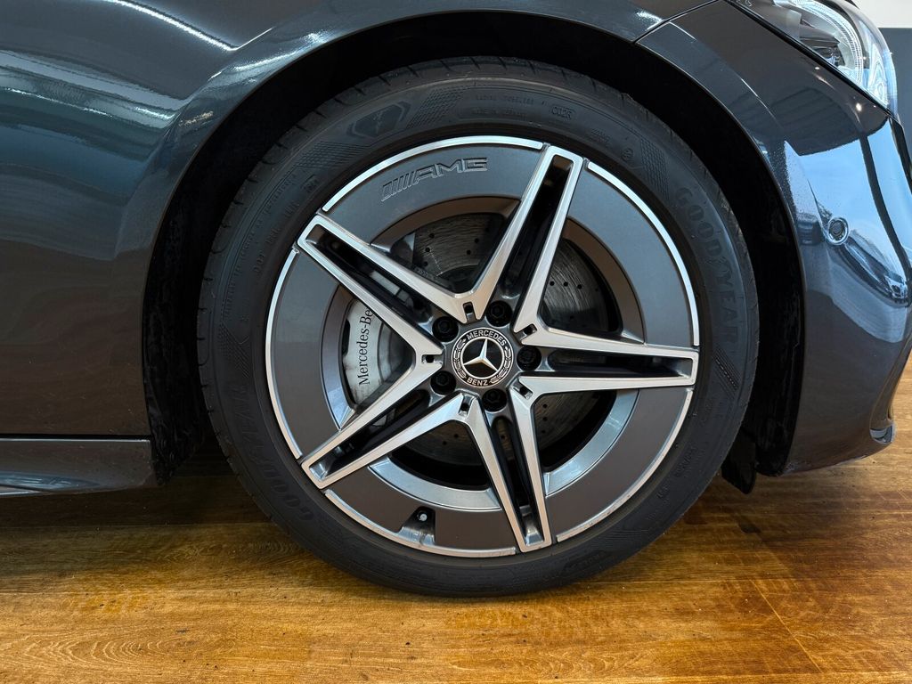 Mercedes-Benz C 300 2025