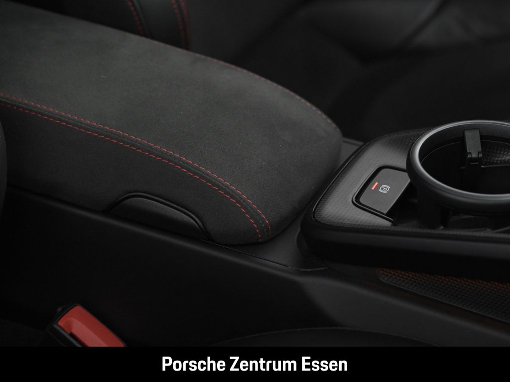 Porsche 992 2022