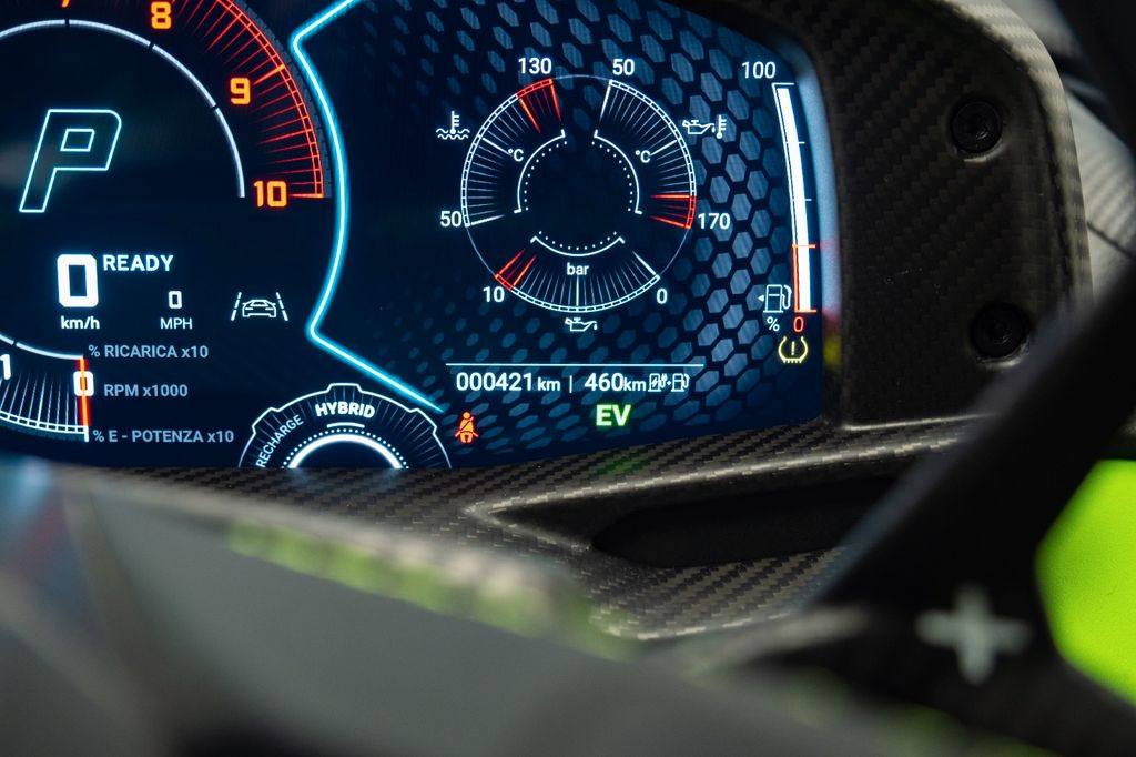 Lamborghini Revuelto