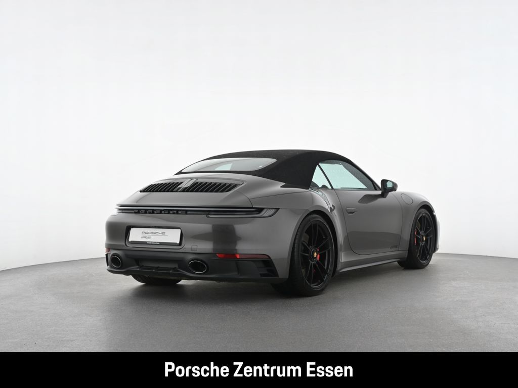 Porsche 992 2022