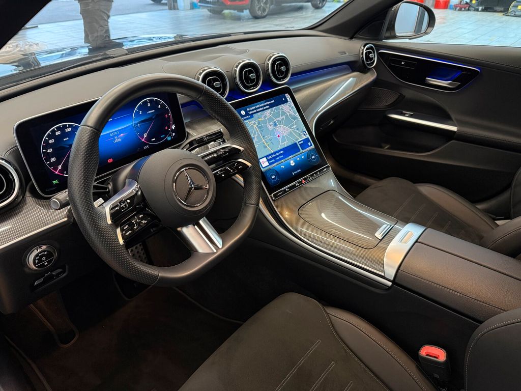 Mercedes-Benz C 300 2025